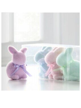 Set/4 Flocked Bunnies
